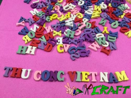 Chữ cái gỗ dán
