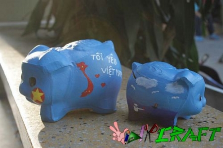 Công trình gởi yêu thương qua chú lợn đất 