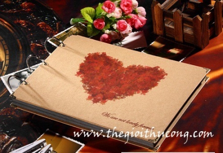 Album tim đỏ kín