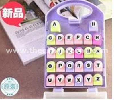 Bộ bấm lỗ chữ cái A-Z