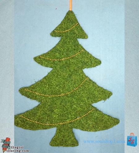 Cây Thông ép từ cỏ sợi