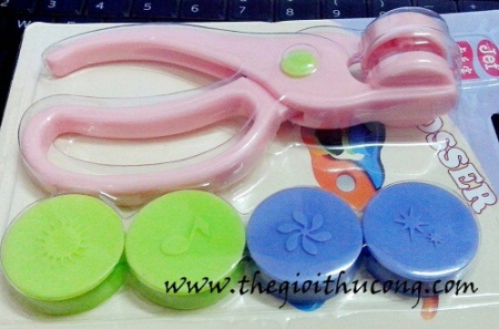 Dụng cụ bấm nổi