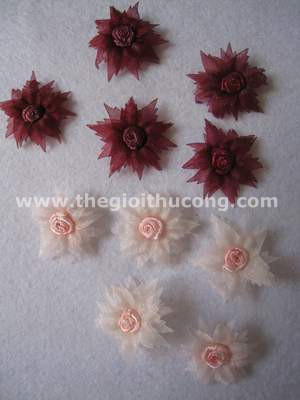 Hoa vải voan xòe nhiều tầng