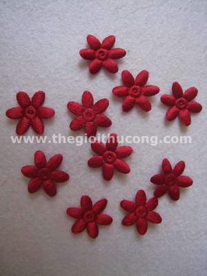 Hoa vải màu đỏ