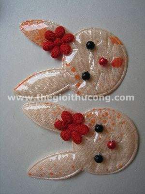 Đầu chú thỏ màu cam