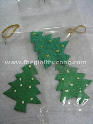 Cây thông giấy bồi