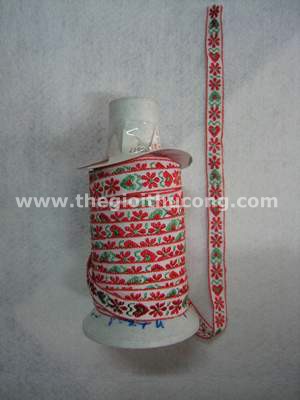 Dây ruybăng thổ cẩm hoa đỏ