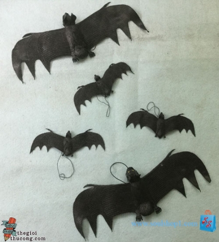 Con Dơi Halloween