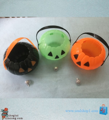 Giỏ kẹo Bí ngô nhựa Halloween