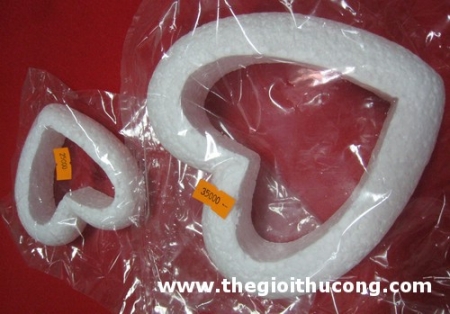 Mút xốp hình vòng tim 