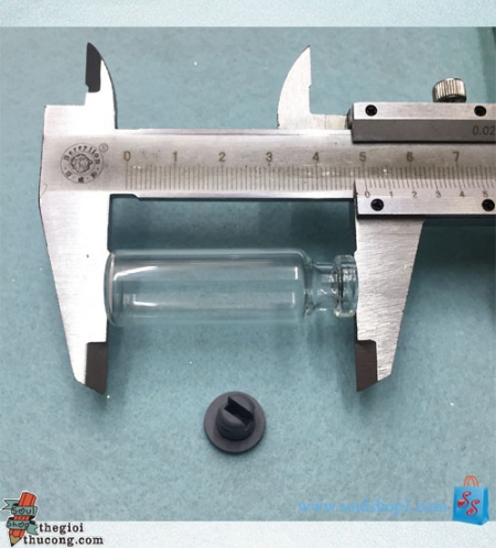 Hũ thủy tinh Ø 16mm, cao 5 cm, nút cao su - PL116