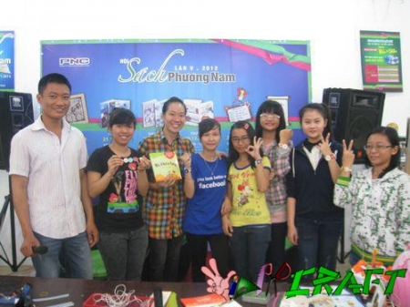 Buổi ra mắt sách Bé Khéo Tay