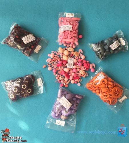 Các loại hạt làm trang sức, trang trí , nguyên bộ làm rèm cửa (mã số T2)