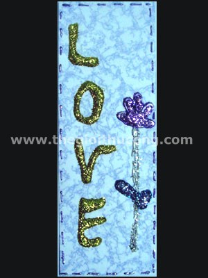 Thiệp Love kim tuyến