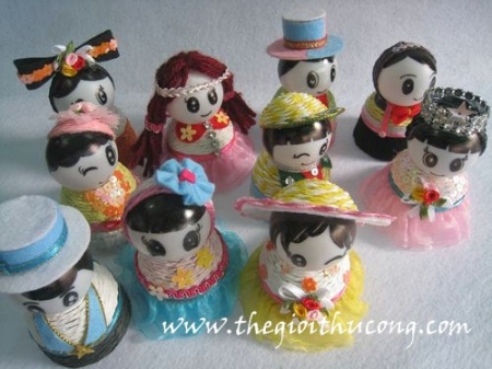 Tập đoàn Búp bê Chum sứ, bóng bàn