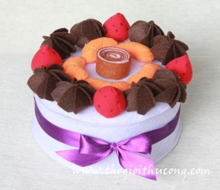 Bánh kem tròn cỡ trung K4