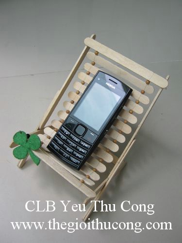Ghế đựng điện thọai từ que kem