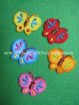 Bướm bằng vải nỉ