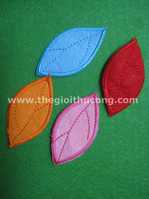 Lá bằng vải nỉ