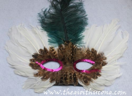 Mặt nạ cú mèo lông xanh