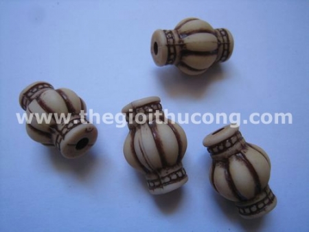 Hạt nhựa giả gỗ hình lồng đèn