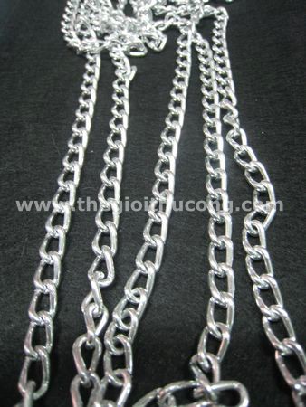 Dây xích lỗ lớn