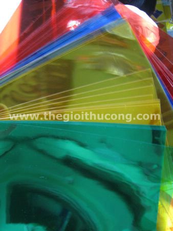 Giấy kiếng màu