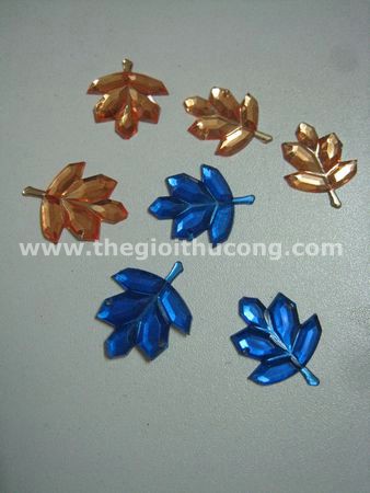 Lá cườm giáng sinh