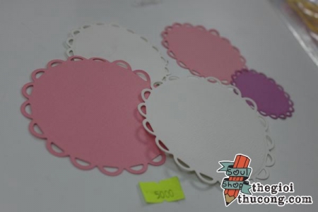 Giấy tròn trang trí 