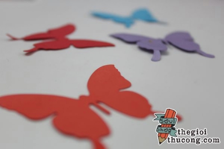  Giấy trang trí hình bướm to