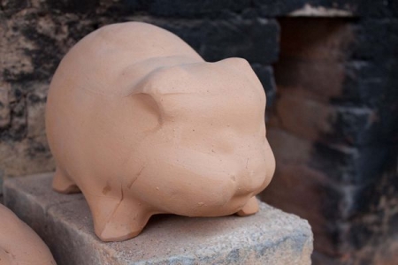 Heo đất nung , heo đất ( chưa tô màu)