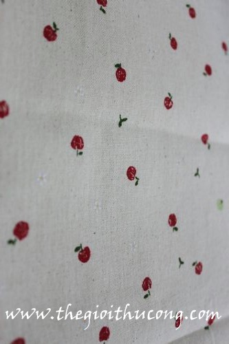 Vải vintage táo đỏ