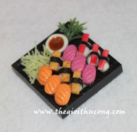 ĐS cơm sushi 4 món