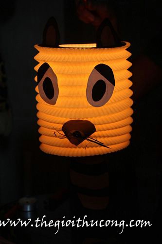 Lồng đèn giấy cáo con