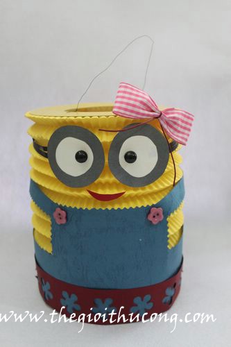 Lồng đèn minion con gái